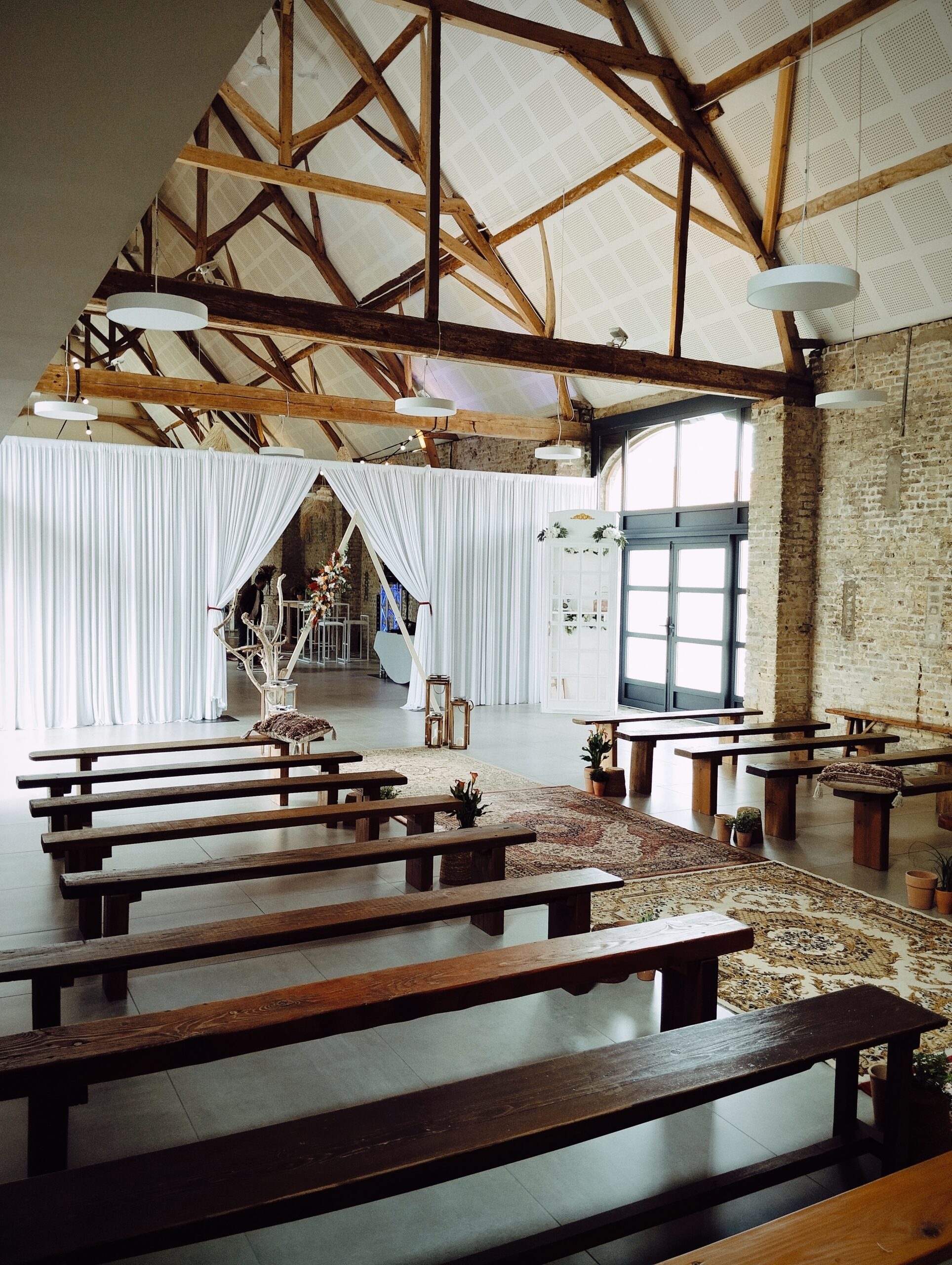 Cérémonie laïque dans la Grange