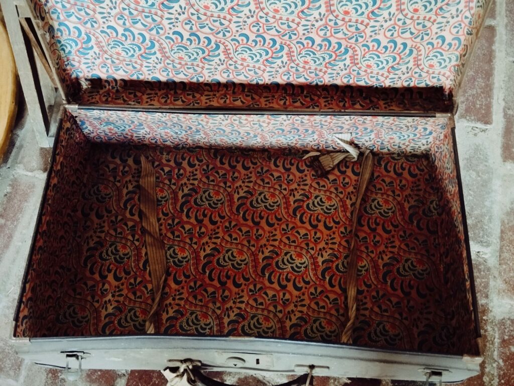 Valise ancienne
